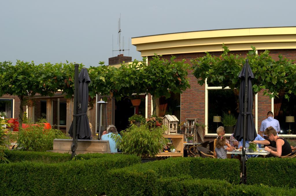 Hotel Restaurant Het Roode Hert ダルフセン エクステリア 写真